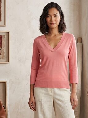 ETRO V-Neck Knit Sweater in Pink